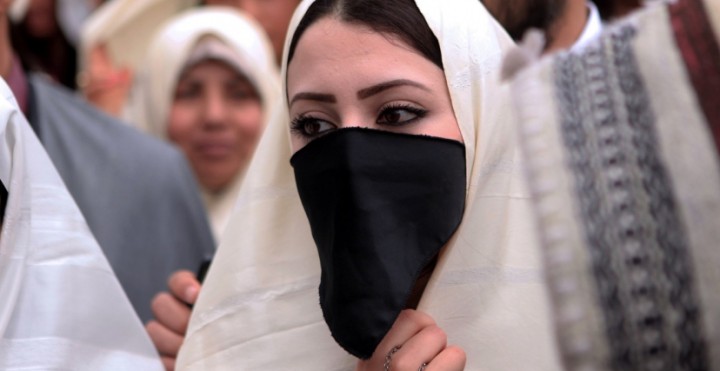 تظاهرة "الحراير بالسفساري": جمعية "تراثنا" تحتفل بالمرأة التونسية في عيدها الـ 67