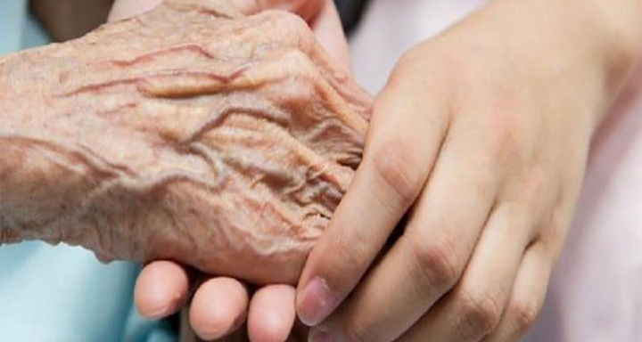 إيمان بالشيخ: برنامج الإيداع العائلي لكبار السن يشمل 366 مسننا